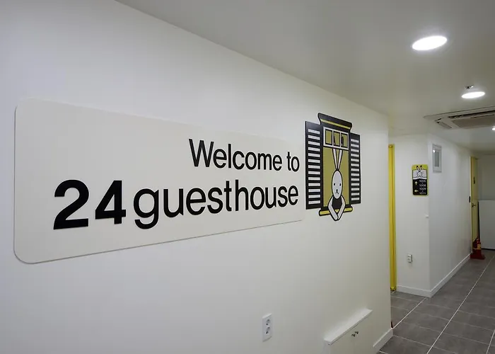 24 Myeongdong Town Гостевой дом