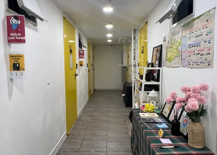 24 Myeongdong Town Гостевой дом Сеул