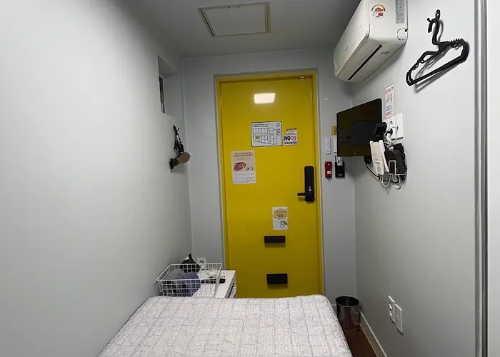 24 Myeongdong Town 4* Сеул