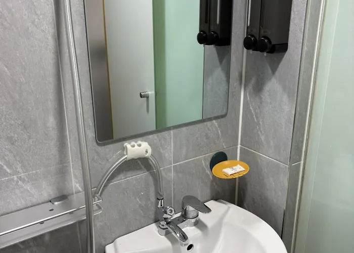 Гостевой дом 24 Myeongdong Town 4*