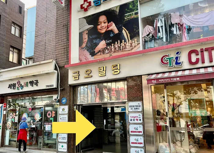 24 Myeongdong Town 4* Сеул